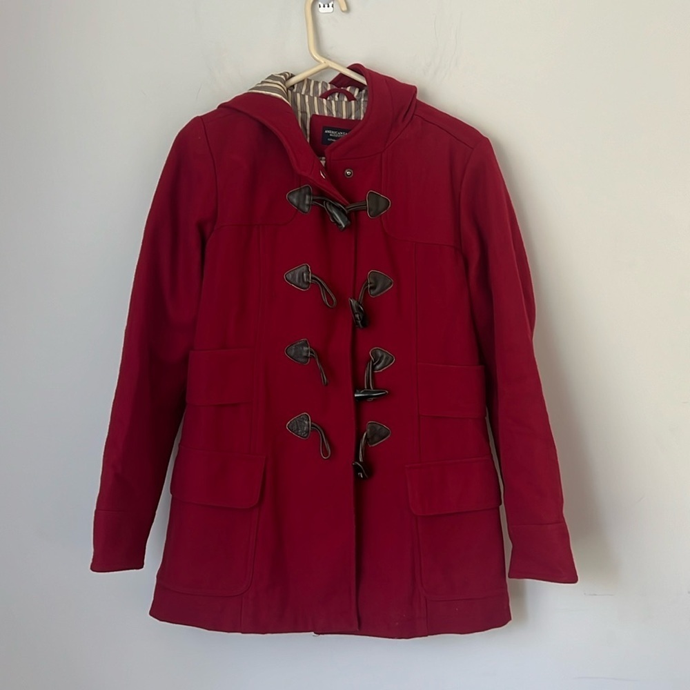 American‎ Eagle Womens Red Wool Blend Pea Coat Fur Hood Toggle Buttons Sz Med ©️